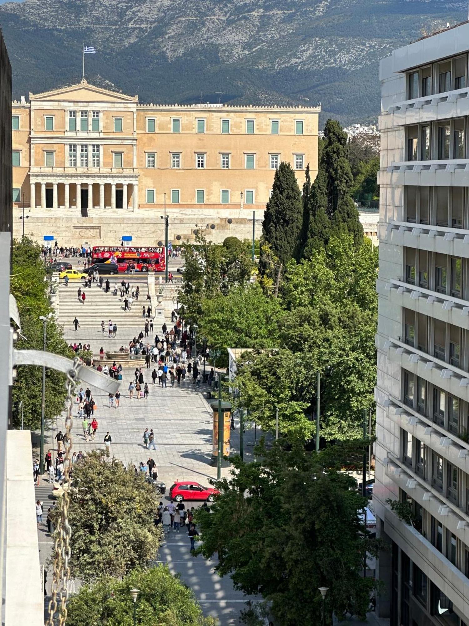 2 Bd Apt In Syntagma With Acropolis View 아테네 외부 사진